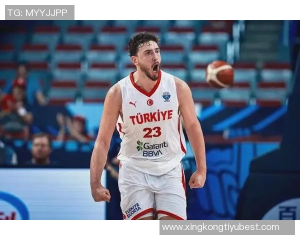 申京自信提升身体素质持球速度加快无球状态持续适应中